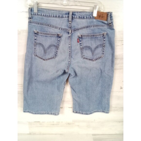 Women's Levi Shorts Style 515 Size 8 Y2K - Picture 3 of 10